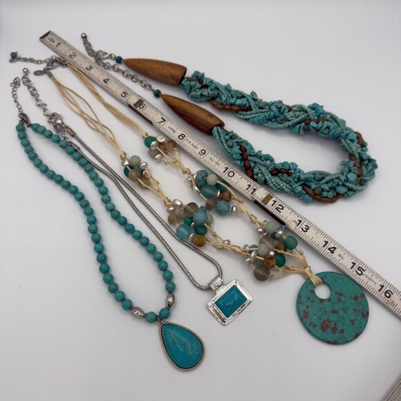 Chico's Costume Jewelry Lot Faux Turquoise Beaded Necklaces Layering Pieces - Picture 15 of 16